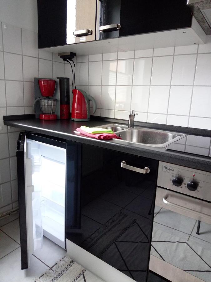 Sunny Side Apartment Kiel Exterior foto